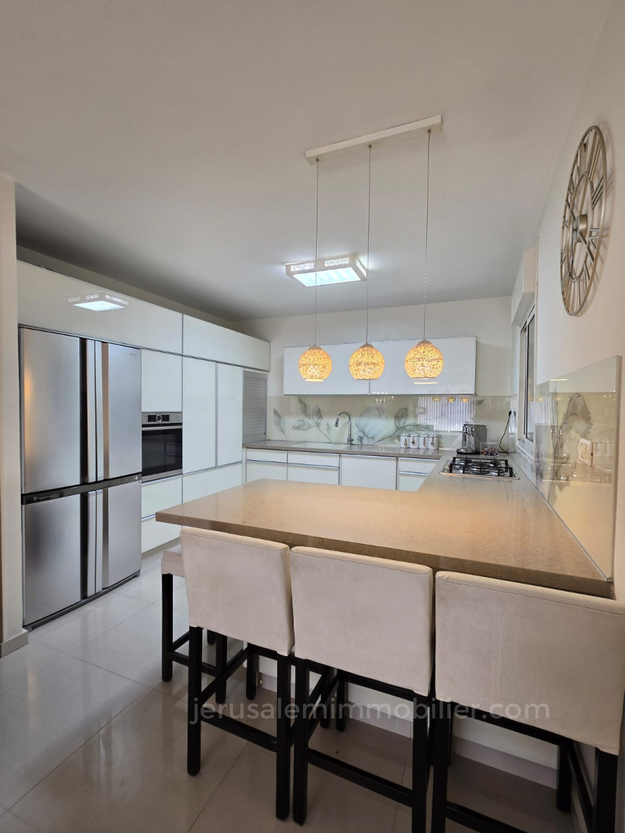 Apartamento 5 cômodos Jerusalém Pisgat Zeev 226-IBL-1901