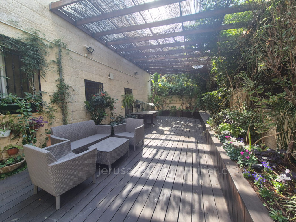 Duplex 7 cômodos Jerusalém Ramat Bet Hakerem 226-IBL-1906