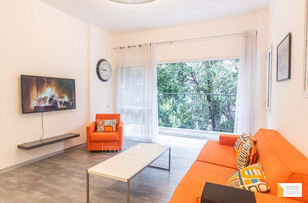 Apartamento 2 cômodos Tel Aviv Dizengof 232-IBL-3679