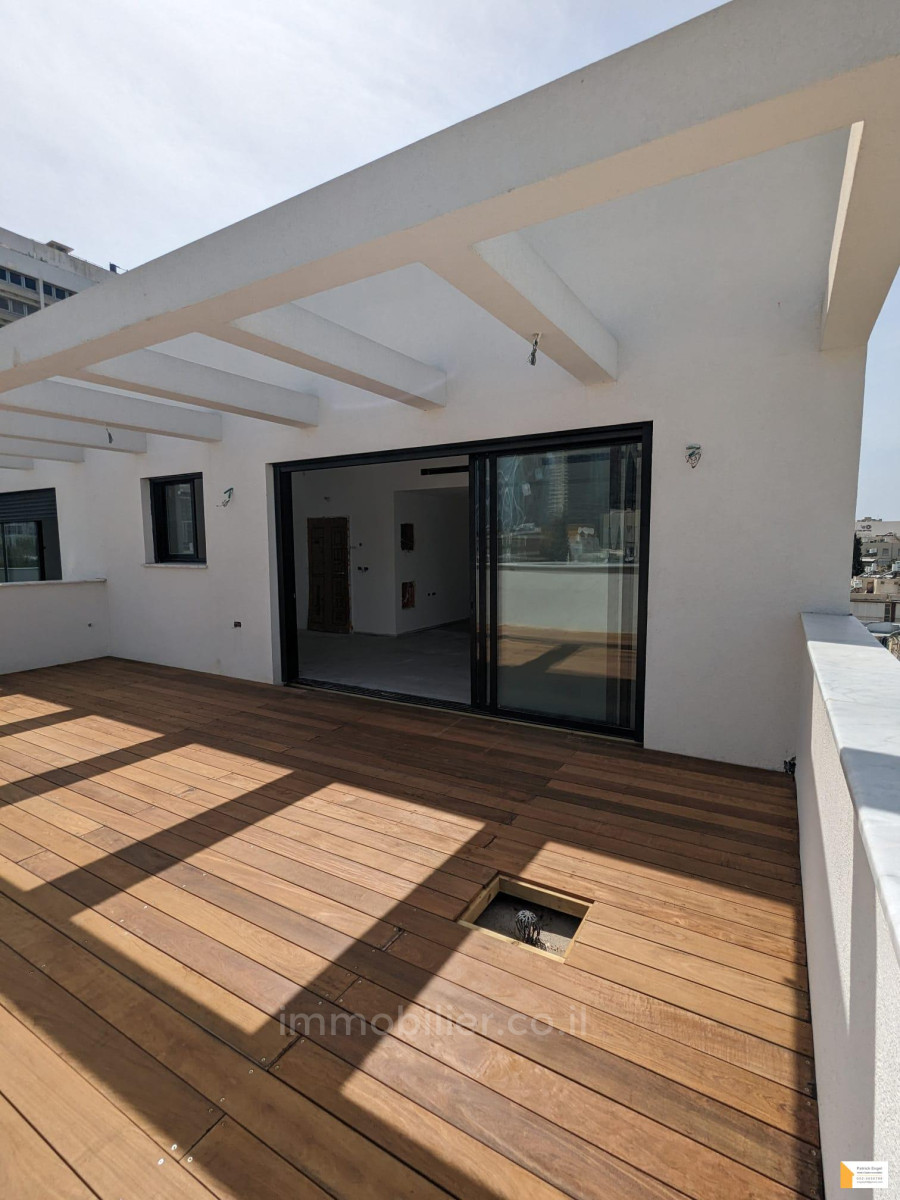 Cobertura 3 cômodos Tel Aviv Centro da cidade 232-IBL-3784