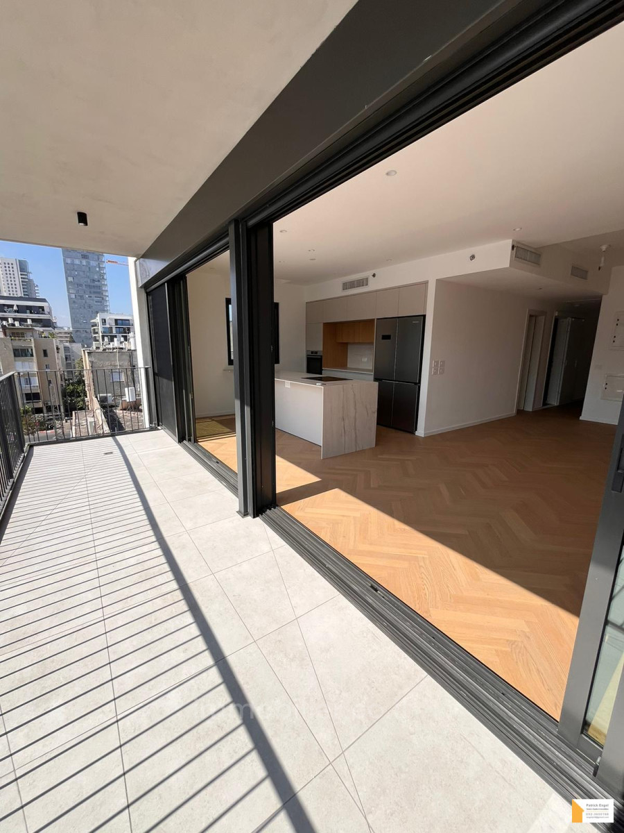 Apartamento 4 cômodos Tel Aviv Centro da cidade 232-IBL-3827