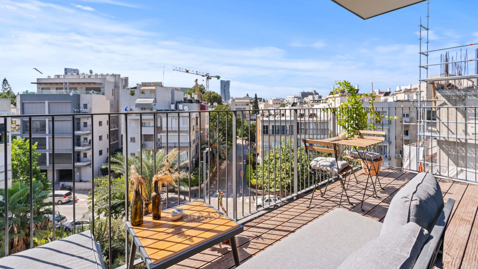 Apartamento 3 cômodos Tel Aviv Sokolov 232-IBL-3895