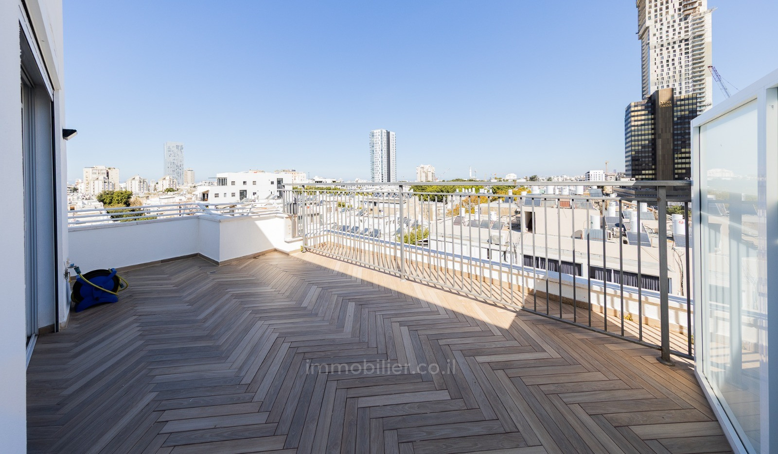 Cobertura 4 cômodos Tel Aviv Centro da cidade 232-IBL-3916