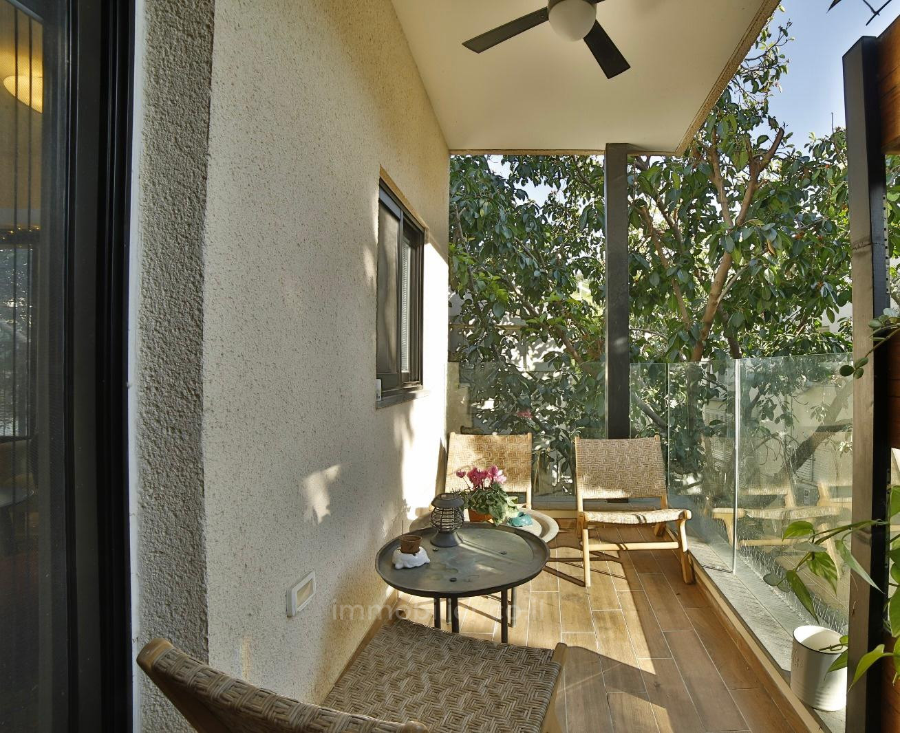 Apartamento 5 cômodos Tel Aviv Região marítima 232-IBL-3933