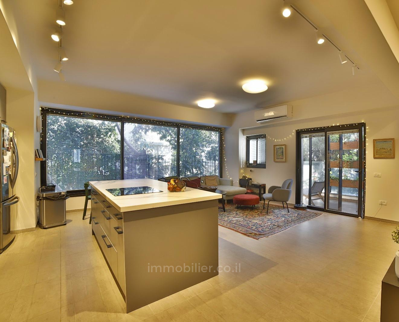 Apartamento 5 cômodos Tel Aviv Região marítima 232-IBL-3933