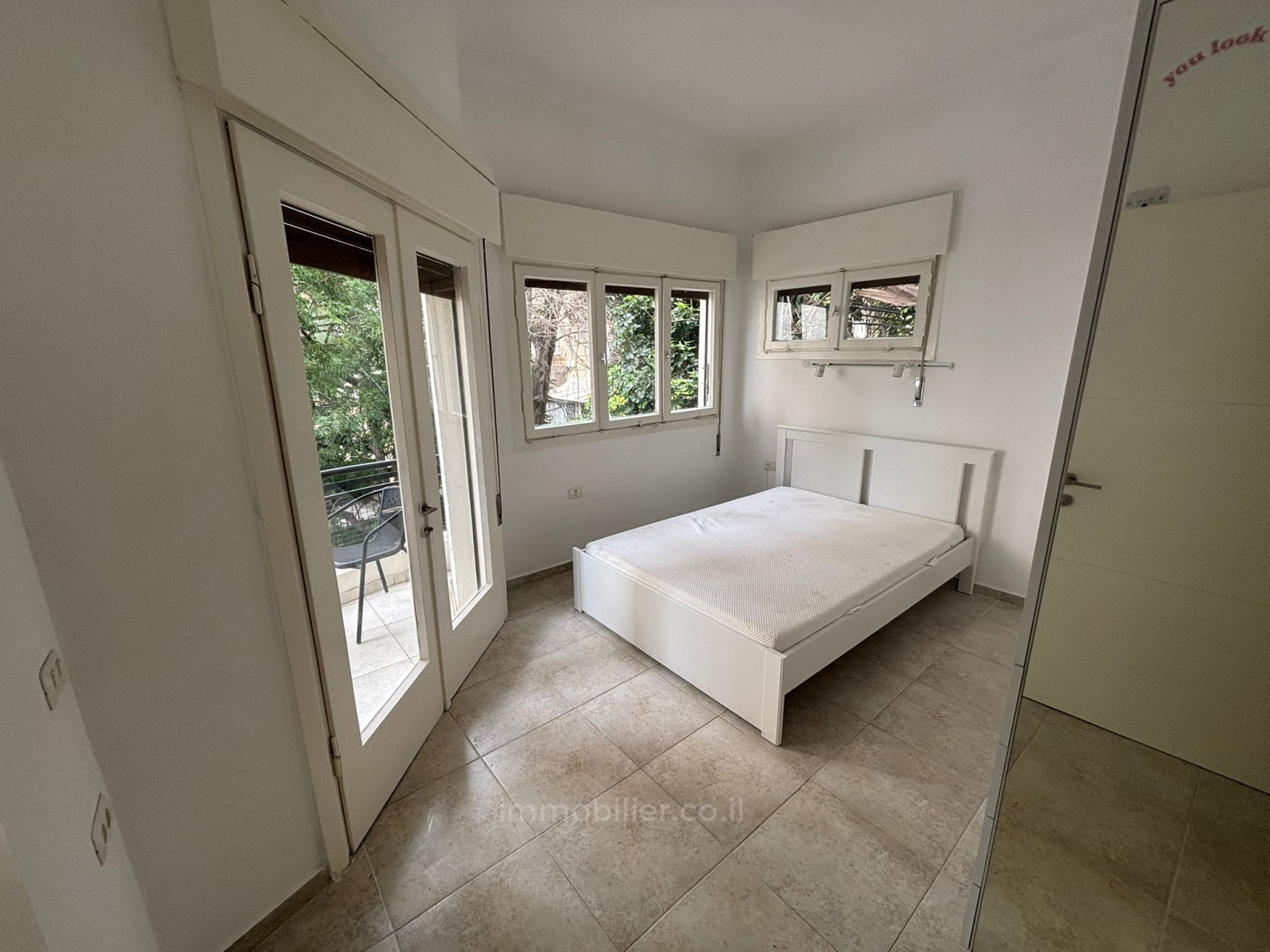 Apartamento 3 cômodos Tel Aviv Centro da cidade 232-IBL-3935