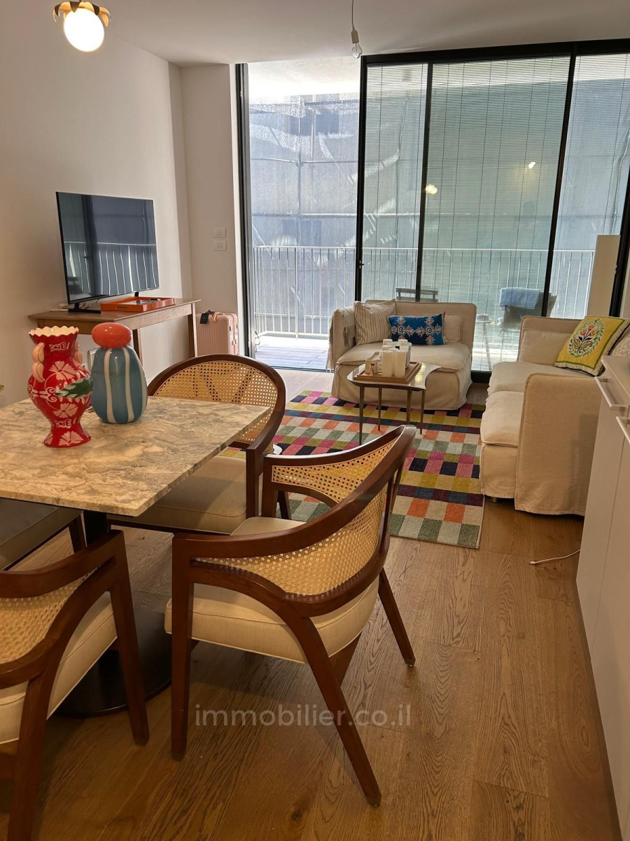 Apartamento 2 cômodos Tel Aviv Florentine 232-IBL-3941