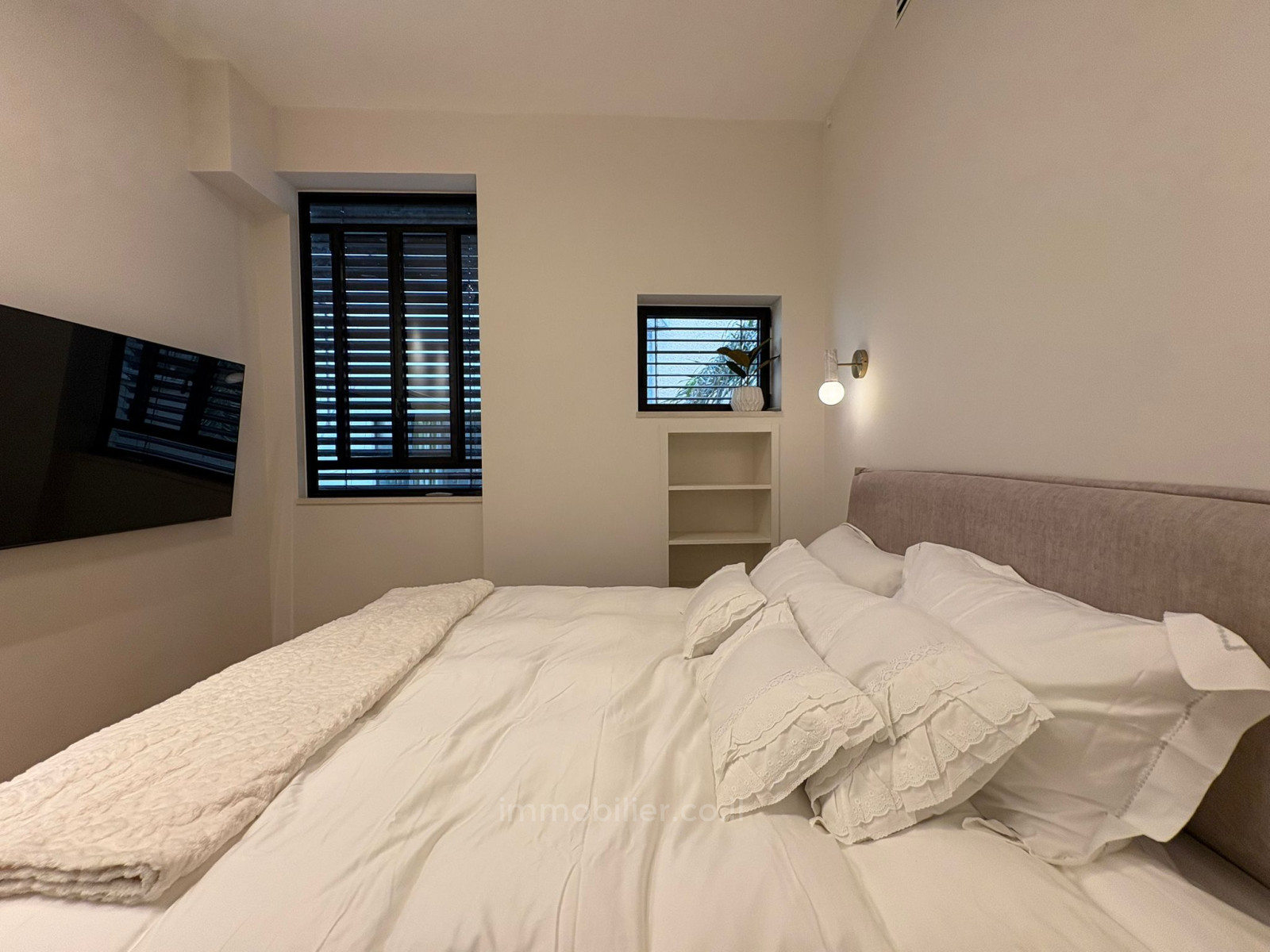 Apartamento 3 cômodos Tel Aviv Região marítima 232-IBL-3977