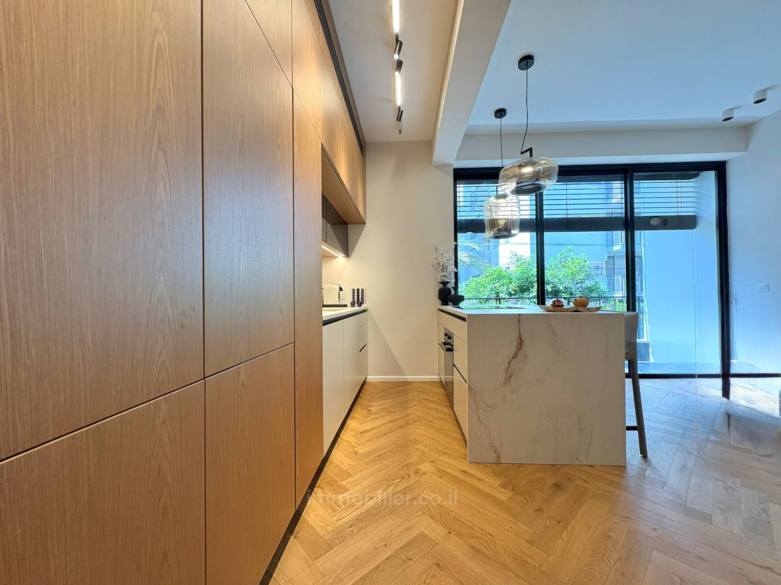 Apartamento 3 cômodos Tel Aviv Região marítima 232-IBL-3977