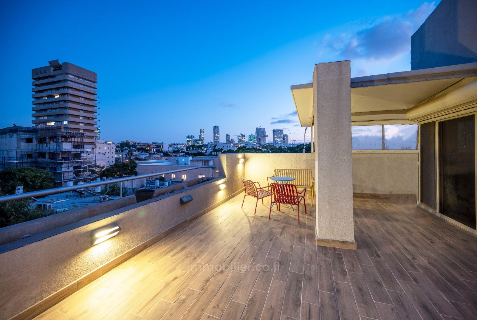 Duplex 3 cômodos Tel Aviv tel aviv 232-IBL-4003