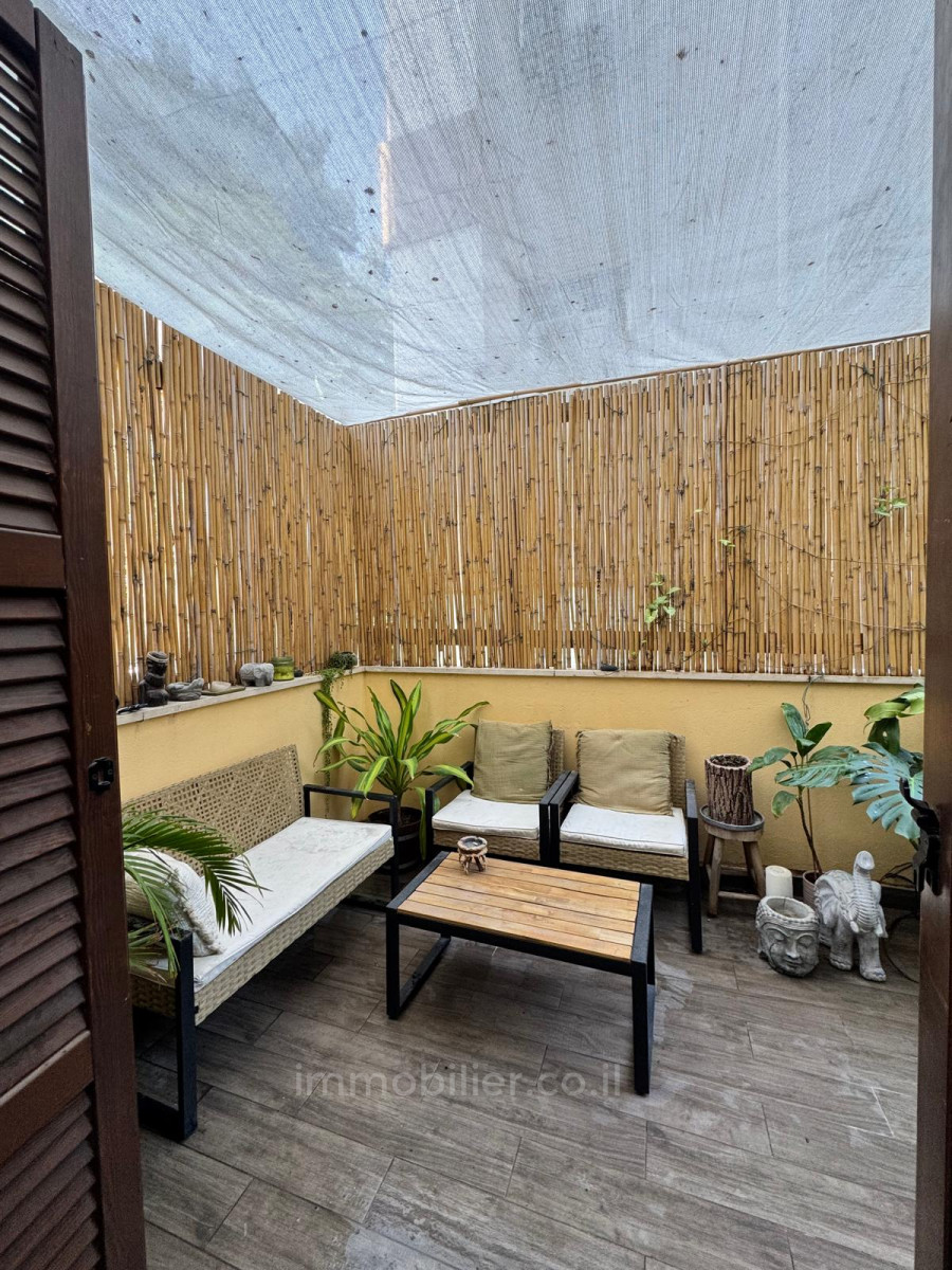 Apartamento 2 cômodos Tel Aviv Região marítima 232-IBL-4006