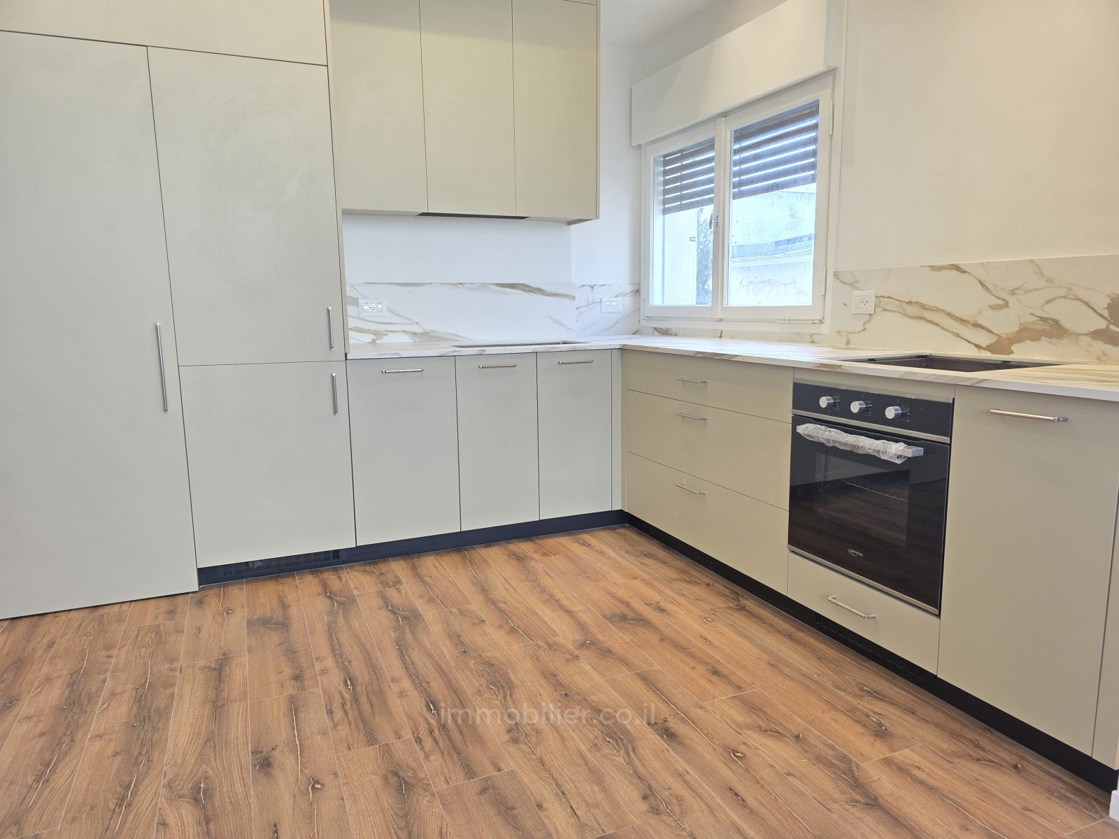 Apartamento 2 cômodos Tel Aviv Lev Tel-Aviv 232-IBL-4007