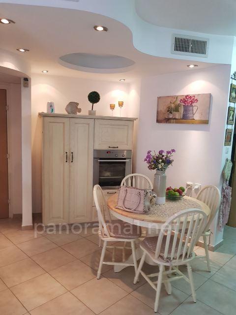 Apartamento 3 cômodos Ascalão Neve Ilan 233-IBL-1013