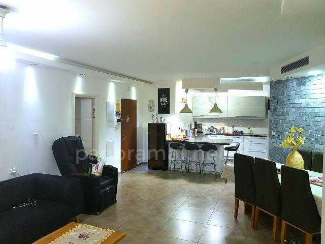 Apartamento 5 cômodos Ascalão Neve Adarim 233-IBL-1033