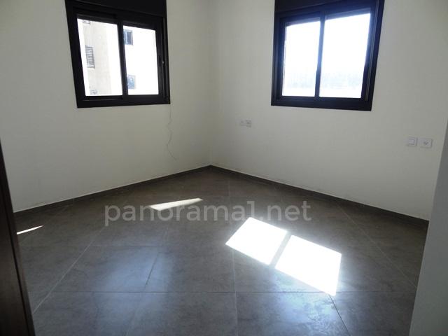 Apartamento 4 cômodos Ascalão Neve Adarim 233-IBL-1086