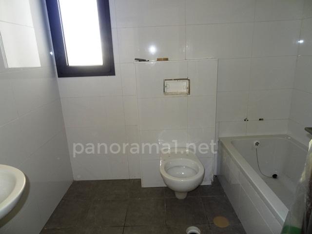 Apartamento 4 cômodos Ascalão Neve Adarim 233-IBL-1086