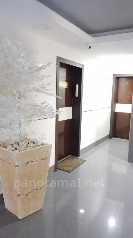 Apartamento 5 cômodos Ascalão Afridar 233-IBL-1136