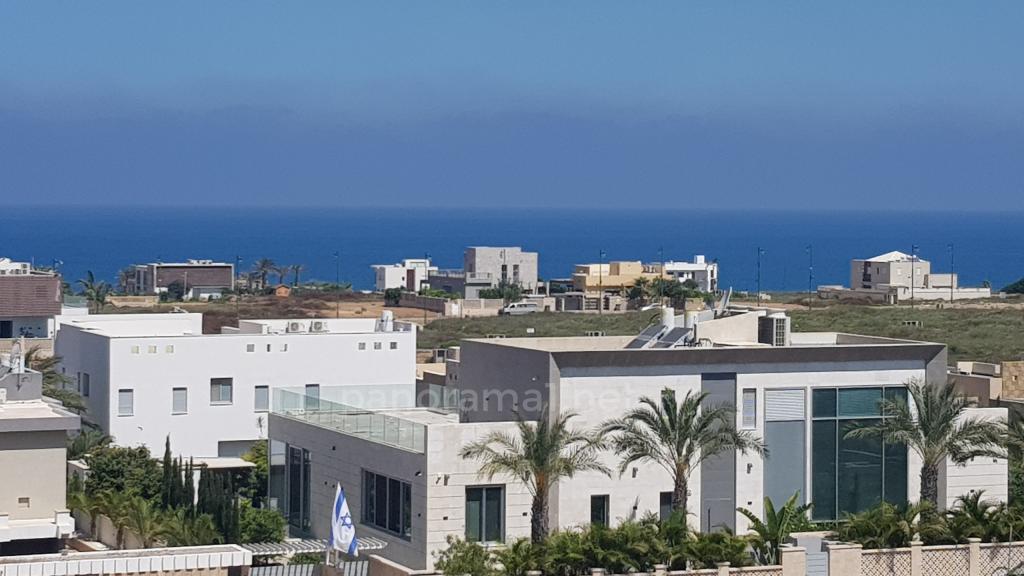 Apartamento 4 cômodos Ascalão Barnea 233-IBL-1142