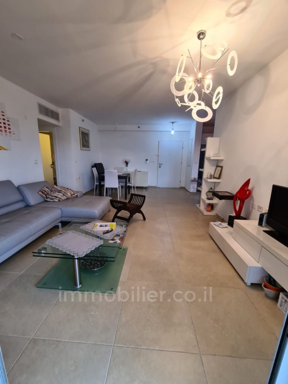 Apartamento 4 cômodos Ascalão City 233-IBL-1181