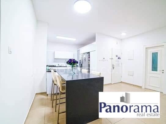 Apartamento 5 cômodos Ascalão Barnea 233-IBL-1251