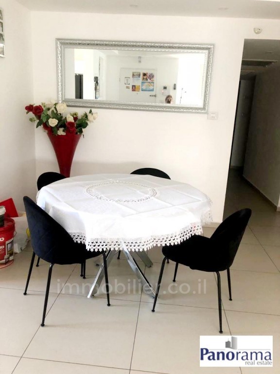 Cobertura 5 cômodos Ascalão Agamim 233-IBL-1267