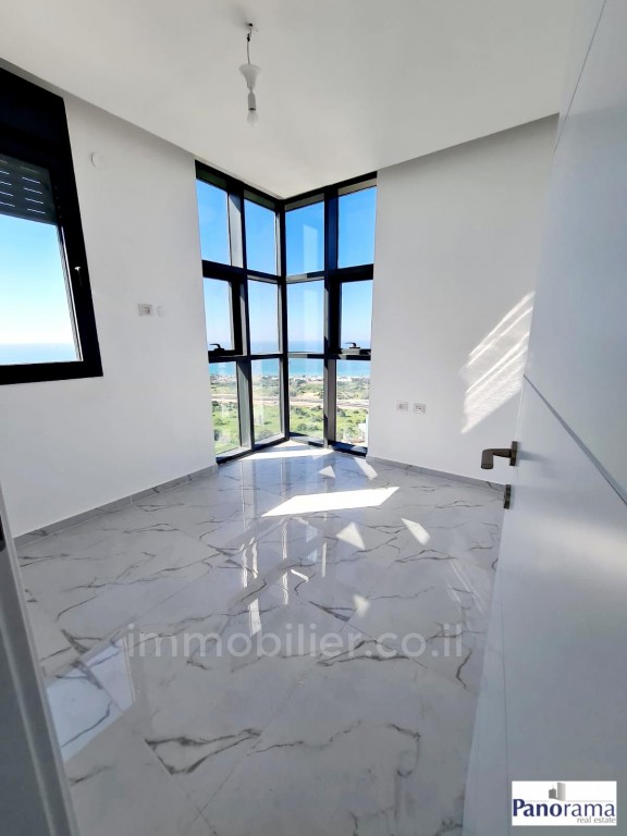 Apartamento 5 cômodos Ascalão City 233-IBL-1268