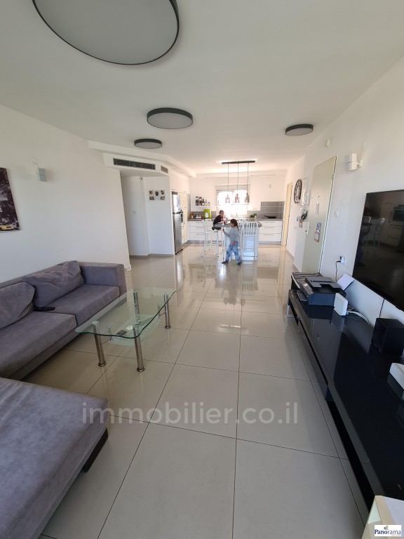 Cobertura 5 cômodos Ascalão Barnea 233-IBL-1272