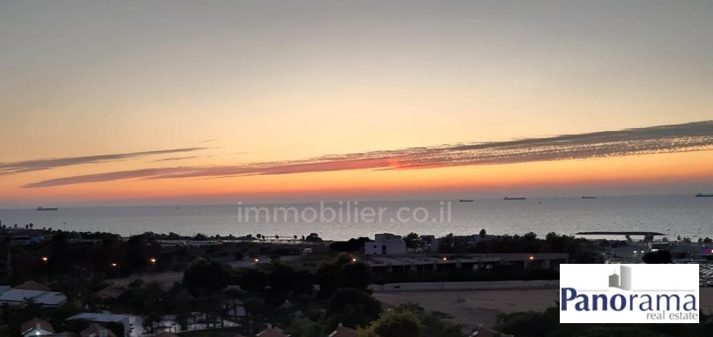 Apartamento 5 cômodos Ascalão Afridar 233-IBL-1284