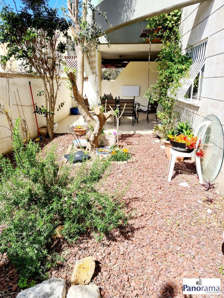 Apartamento garden 5 cômodos Ascalão Afridar 233-IBL-1285