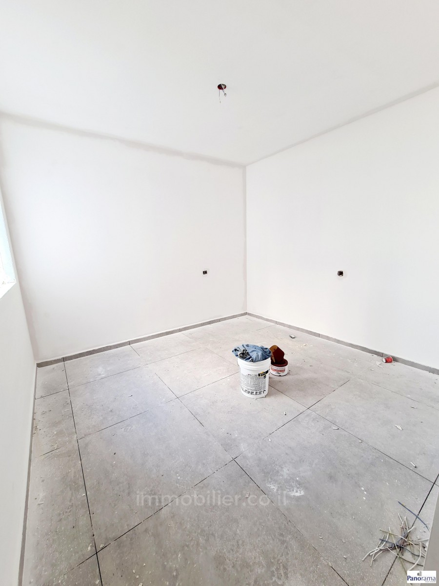 Apartamento 4 cômodos Ascalão Agamim 233-IBL-1289