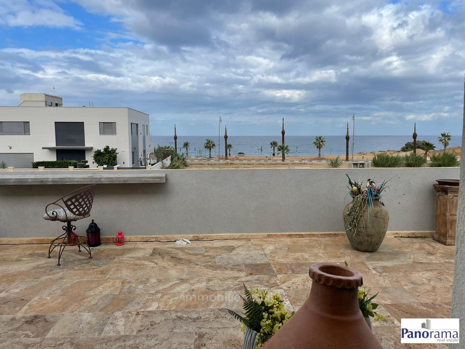 Casarão 6 cômodos Ascalão Barnea 233-IBL-1307