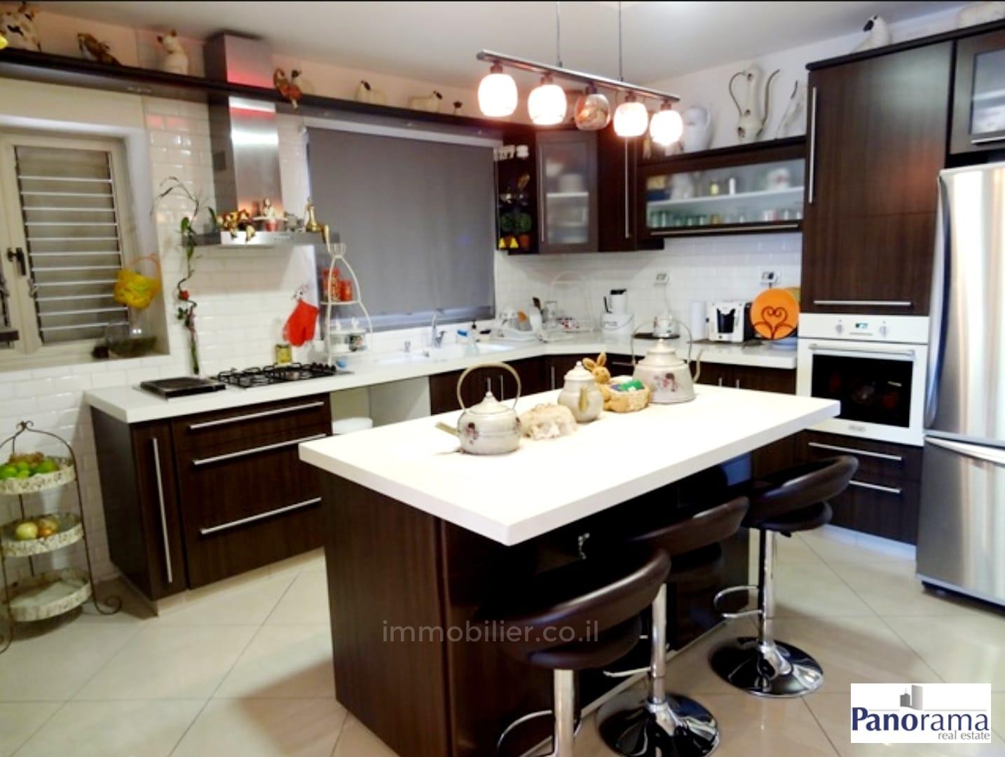 Apartamento 4 cômodos Ascalão Barnea 233-IBL-1313