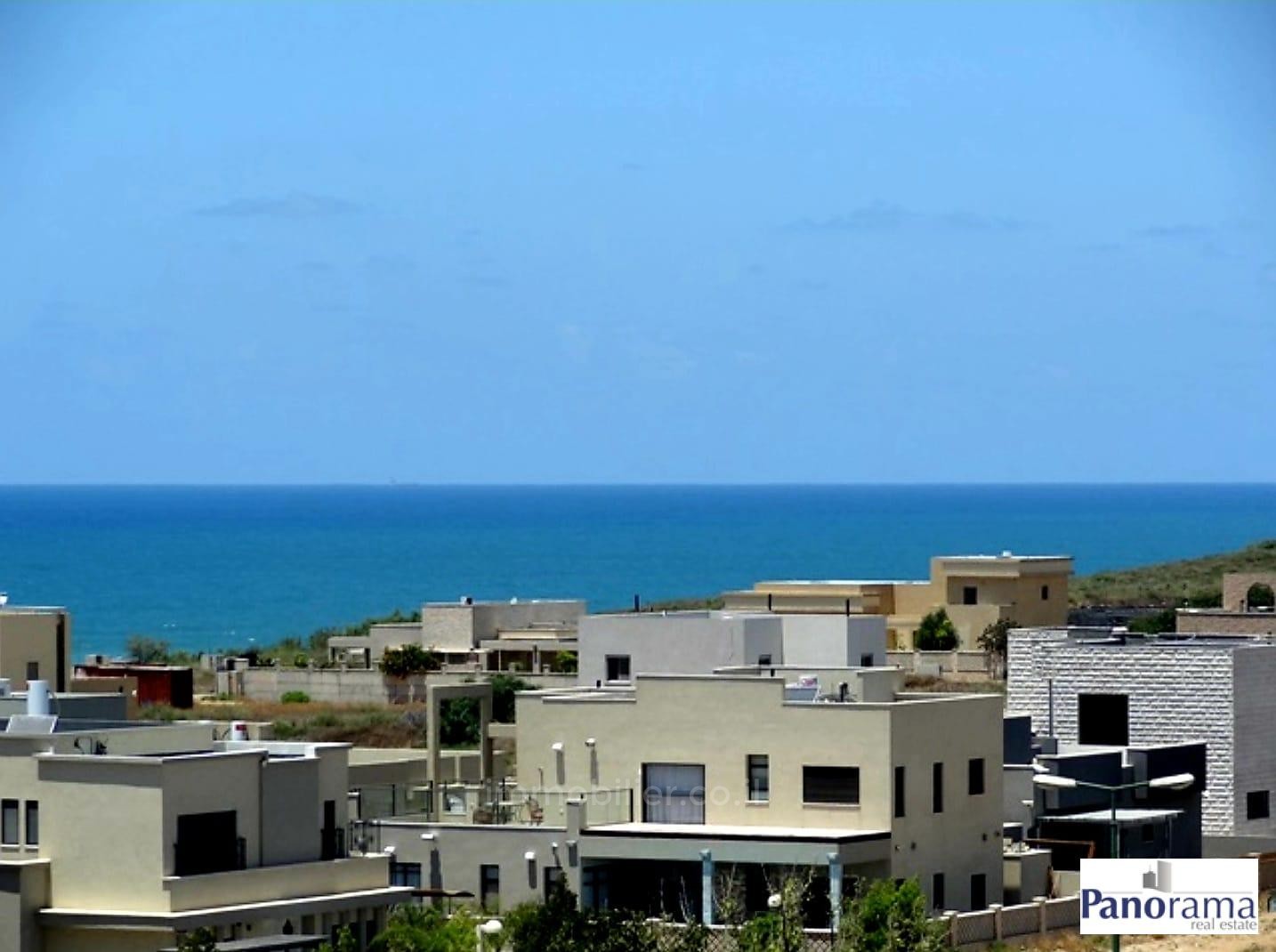 Apartamento 4 cômodos Ascalão Barnea 233-IBL-1313