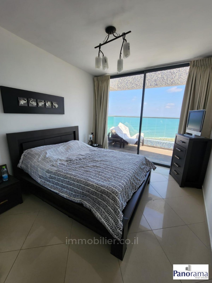 Minicobertura 3 cômodos Ascalão Marina 233-IBL-1331