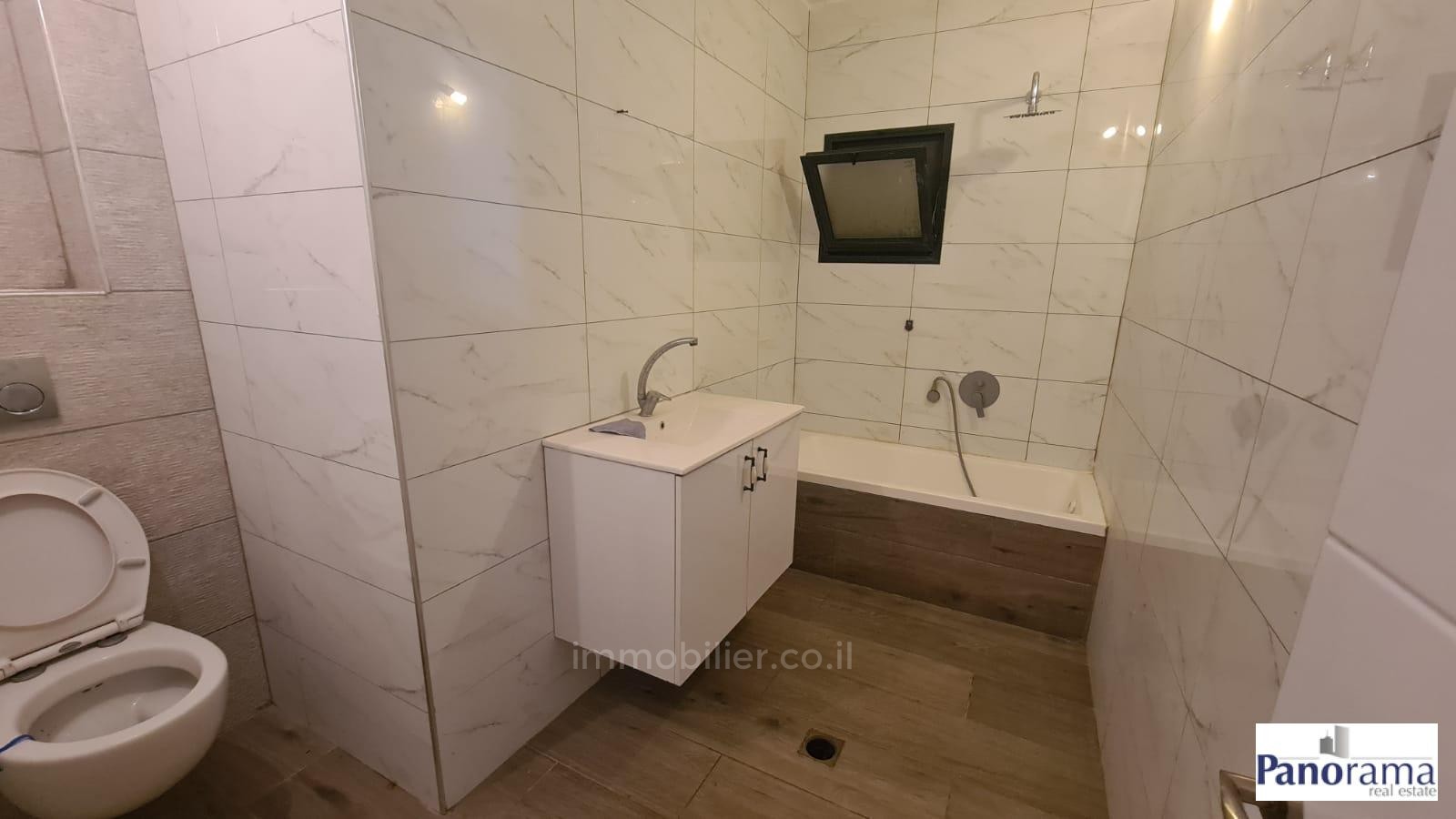 Apartamento 4 cômodos Ascalão Afridar 233-IBL-1336