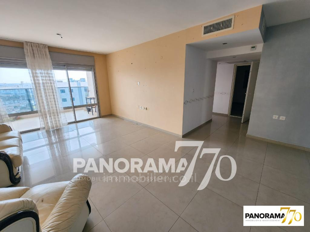 Apartamento 5 cômodos Ascalão Afridar 233-IBL-1377