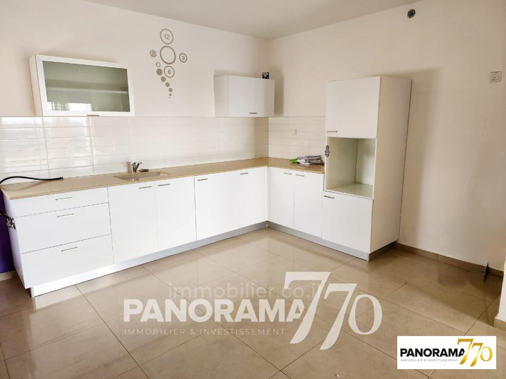 Apartamento 5 cômodos Ascalão Afridar 233-IBL-1377