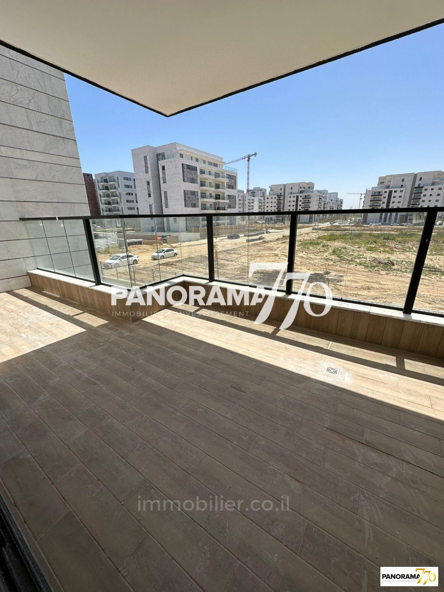 Apartamento 4 cômodos Ascalão Barnea 233-IBL-1415