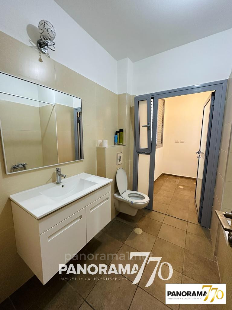 Apartamento 4 cômodos Ascalão Barnea 233-IBL-1421