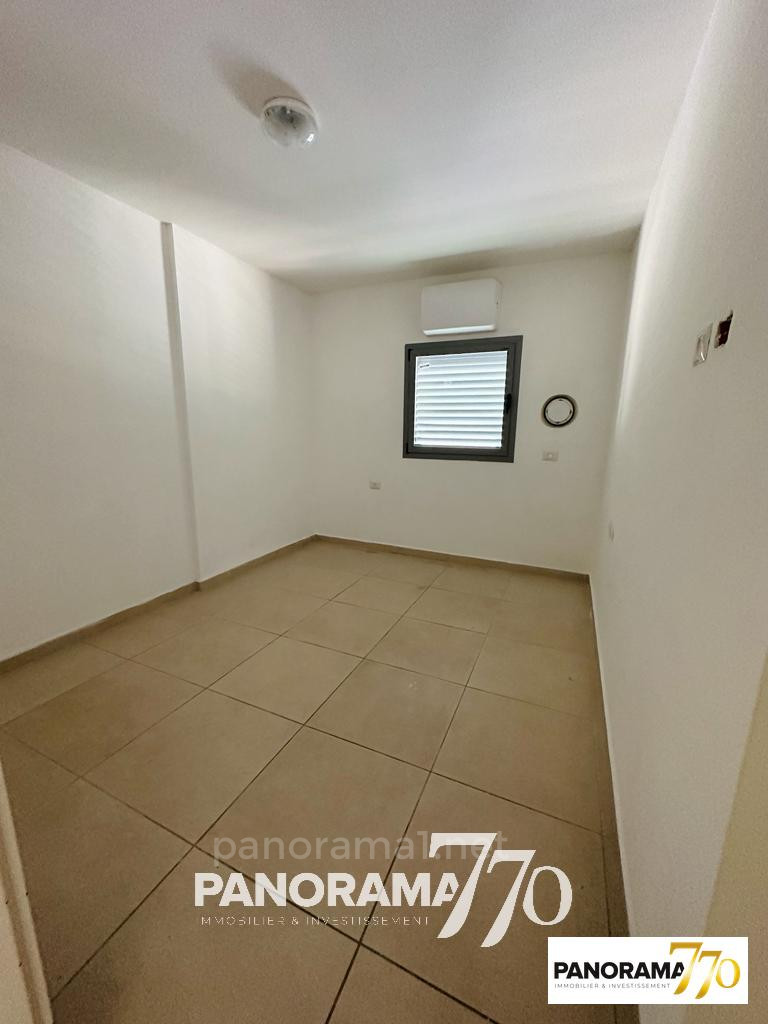 Apartamento 4 cômodos Ascalão Barnea 233-IBL-1421