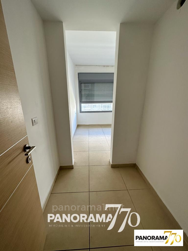 Apartamento 4 cômodos Ascalão Barnea 233-IBL-1421