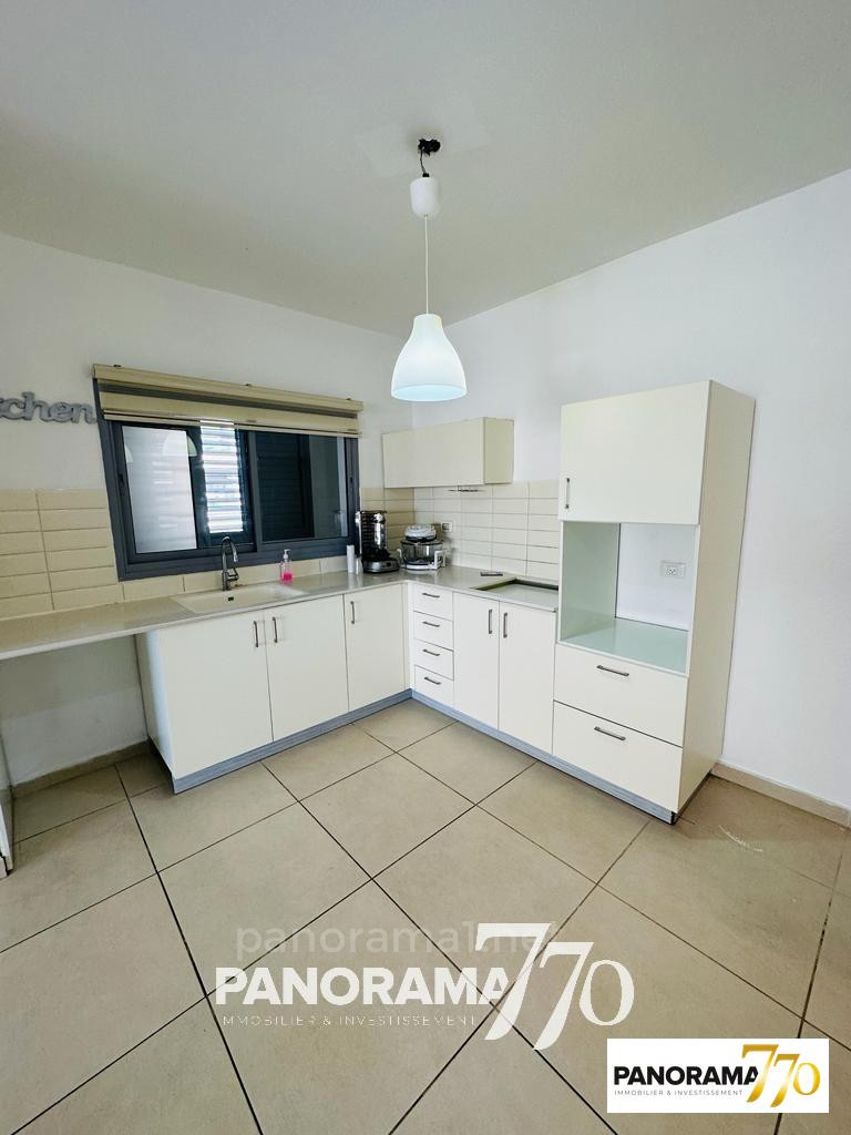 Apartamento 4 cômodos Ascalão Barnea 233-IBL-1421