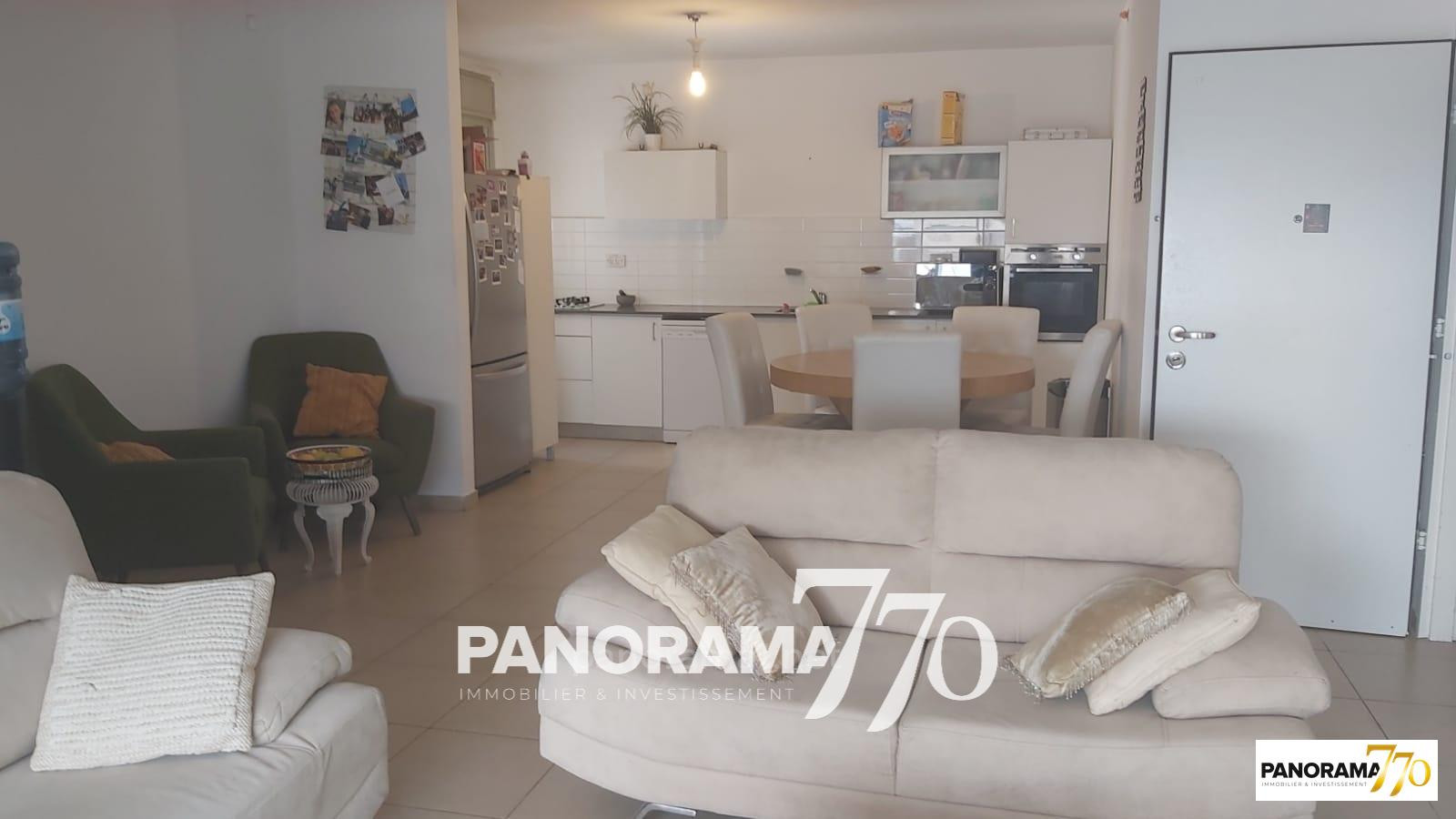 Apartamento 5 cômodos Ascalão Afridar 233-IBL-1428