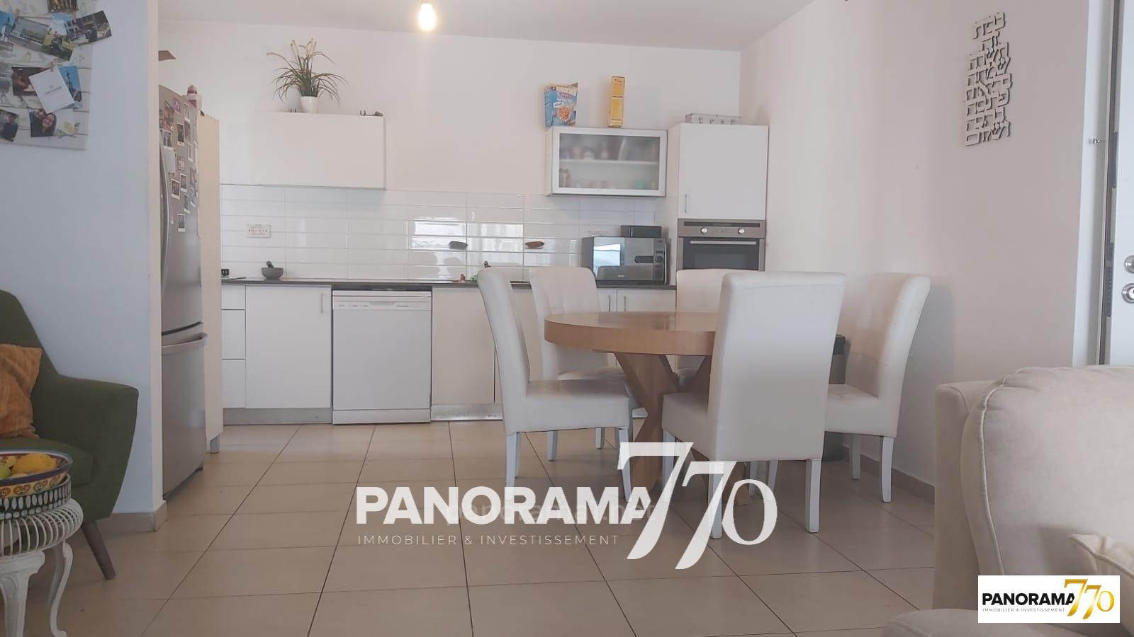 Apartamento 5 cômodos Ascalão Afridar 233-IBL-1428