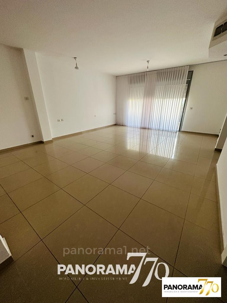 Apartamento 4 cômodos Ashdod Yud Zayin 233-IBL-1432