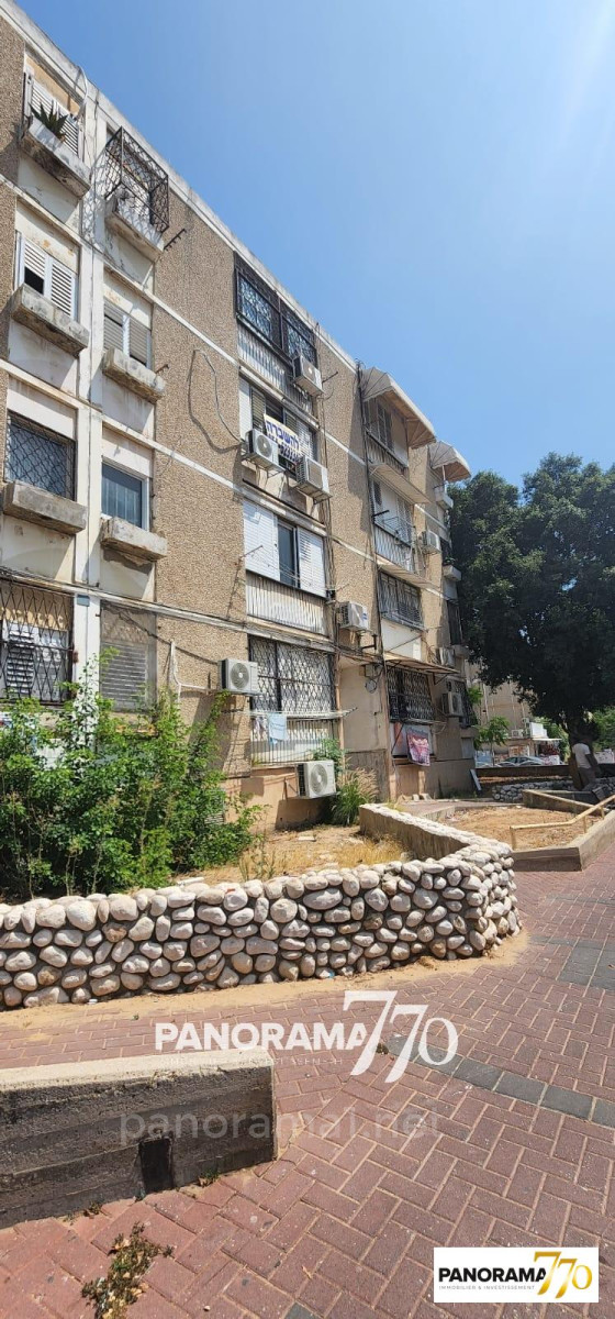 Casarão 2 cômodos Ascalão Atikot 233-IBL-1443