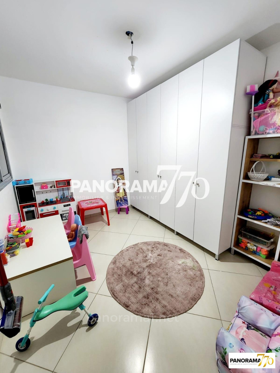 Apartamento 4 cômodos Ascalão Neve Dkalim 233-IBL-1444