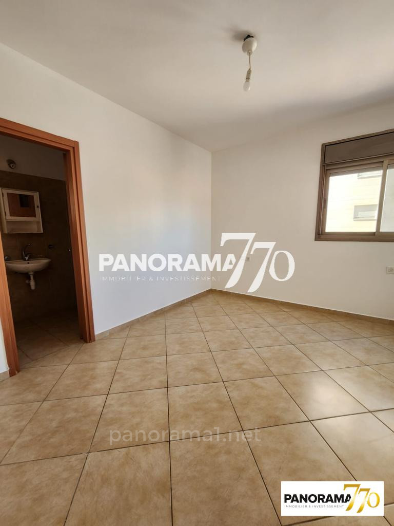 Apartamento 4 cômodos Ascalão Barnea 233-IBL-1452