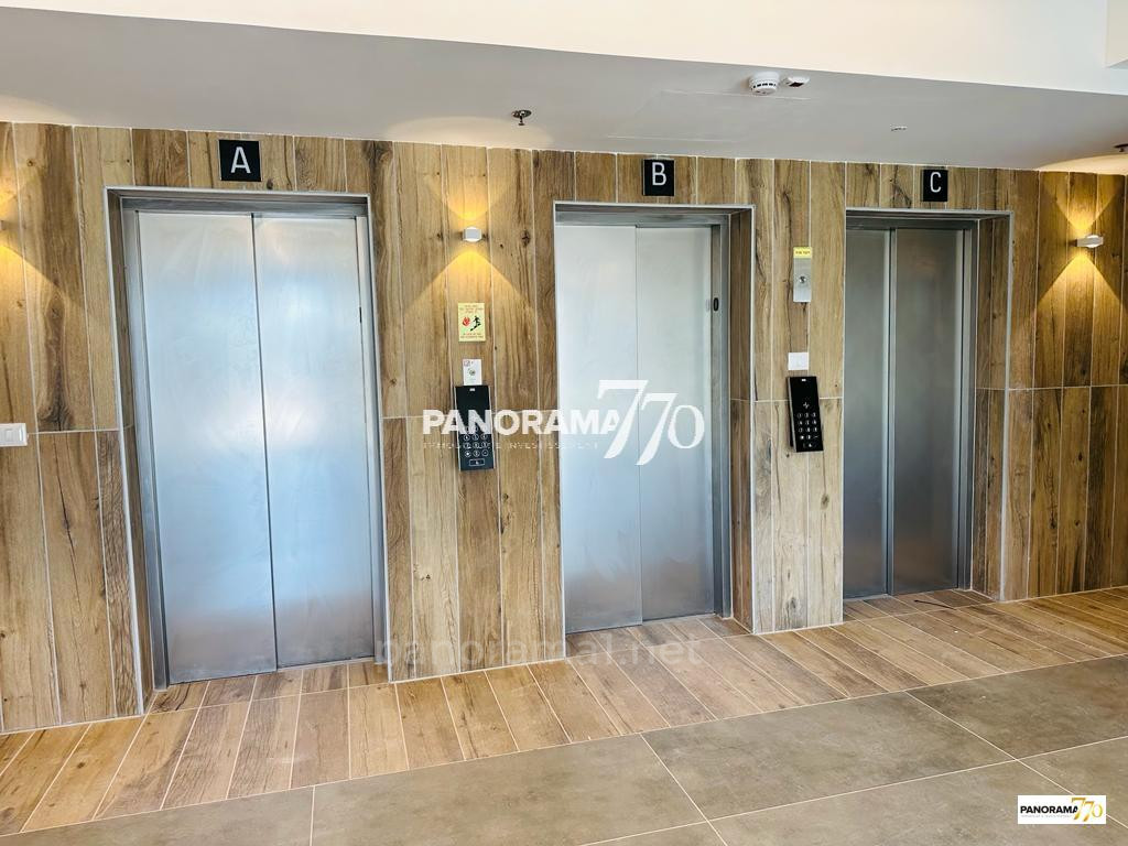 Apartamento 5 cômodos Ascalão Agamim 233-IBL-1453