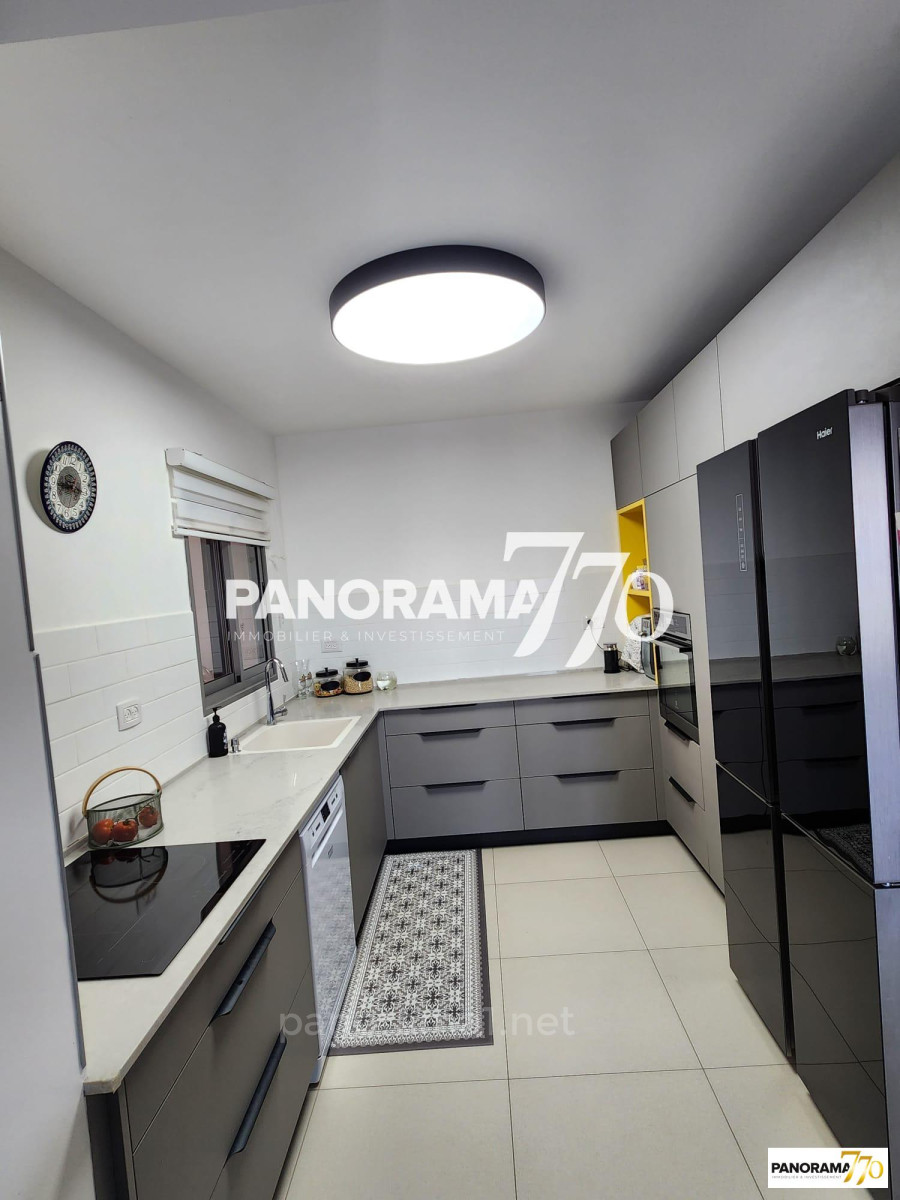 Apartamento 4 cômodos Ascalão Barnea 233-IBL-1459